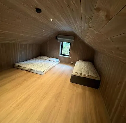 Ny Moderne I Ferienhaus Åmot